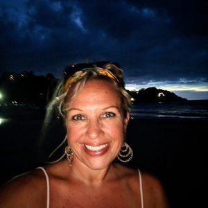 Meet your Posher, Paula